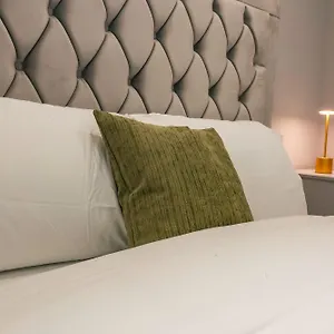 Bed & Breakfast Adam Short
